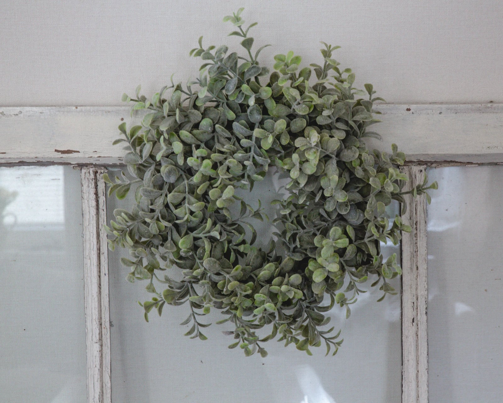 Eucalyptus candle ring