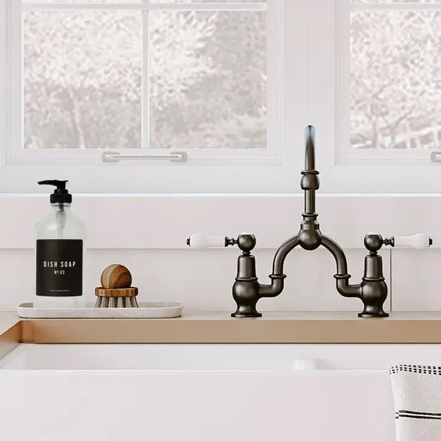 "Dish Soap" Seifenspender aus klarem Glas, schwarzes Etikett